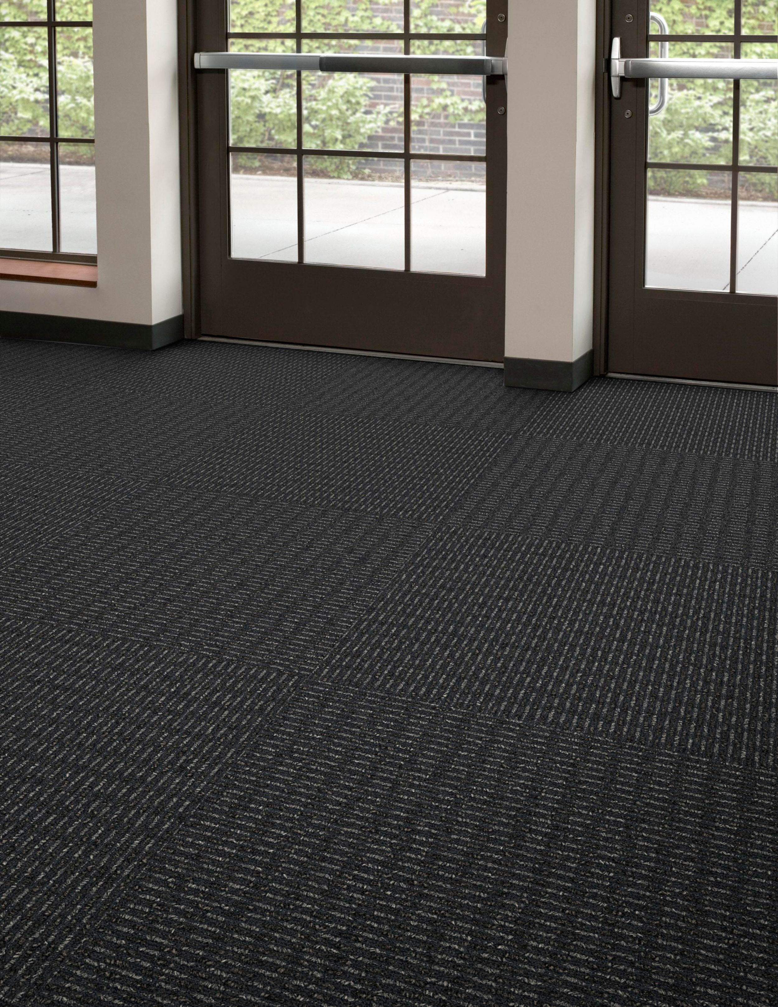 Interface SR799 carpet tile in entryway image number 3